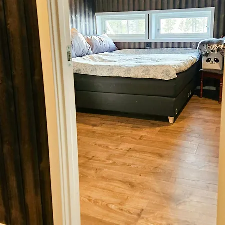 Modern With Panoramic Views Near Langedrag Tunhovd