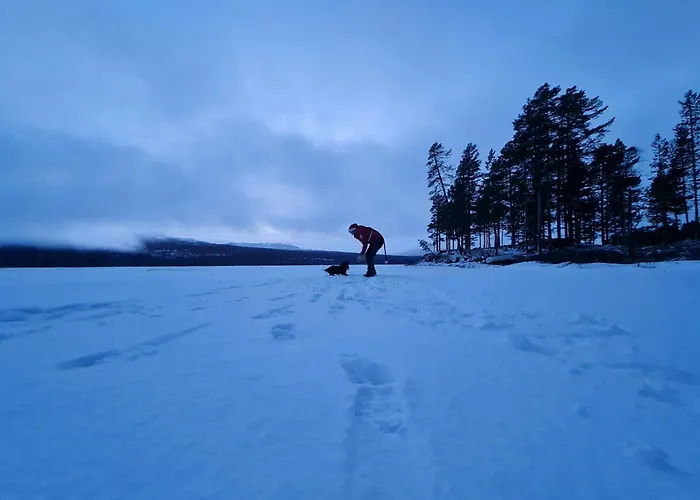 Modern With Panoramic Views Near Langedrag Semesterbostad