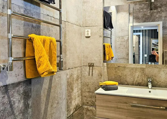 Semesterbostad Modern With Panoramic Views Near Langedrag *